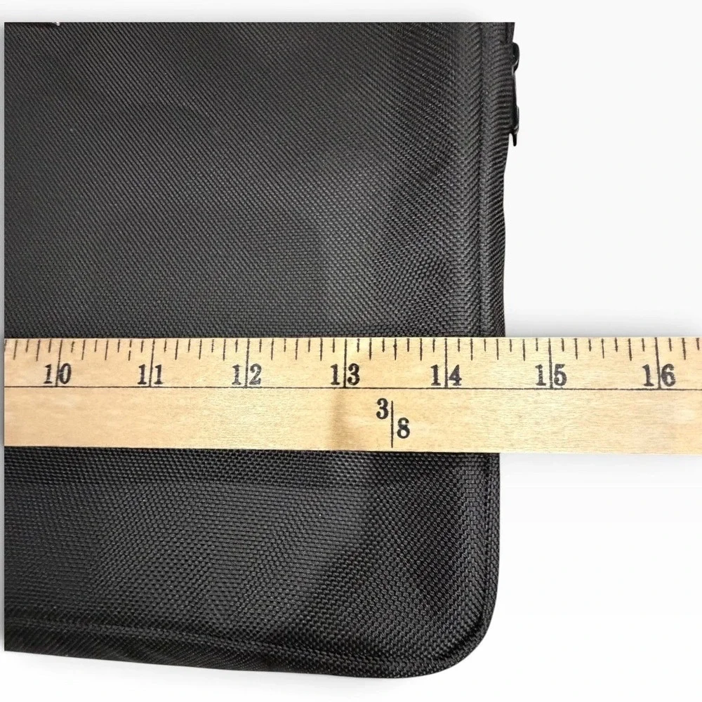 Tumi Laptop Sleeve Unisex Black Ballistic Nylon Padded Quilted 14 inch Case